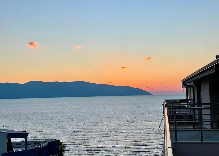 Jico Travel - Astera