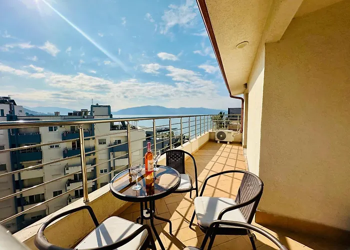 Jico Travel - Astera * Vlorë